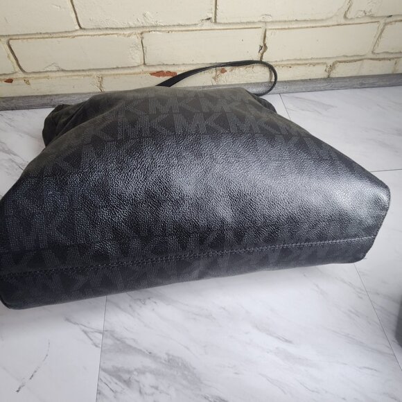 Like New Michael Kors Black Leather Monogrammed Tote Bag Purse - Picture 7 of 12